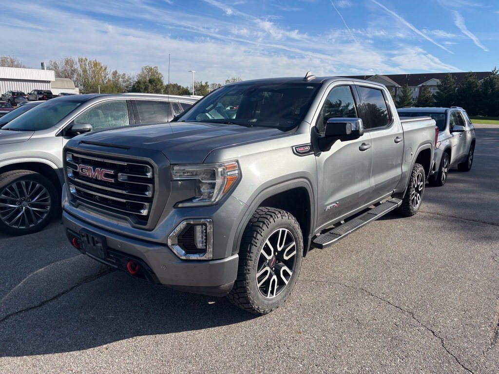 Used 2020 GMC Sierra 1500 AT4 w/ AT4 Premium Package AWD/4WD image 2