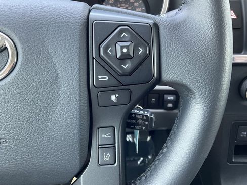 Used 2019 Toyota Sequoia Limited w/ Safety & Convenience Package image 14