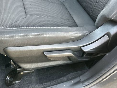 Used 2019 Subaru Forester w/ Alloy Wheel Package image 17