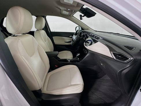 Used 2022 Buick Encore GX Select w/ Sport Touring Package FWD image 30