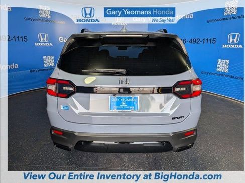 Used 2026 Honda Pilot Sport image 10