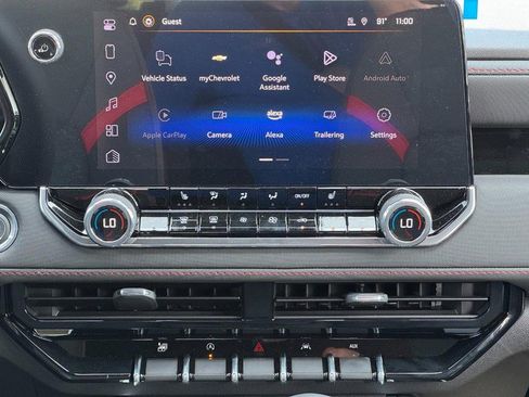 New 2025 Chevrolet Colorado Z71 w/ Midnight Edition image 8