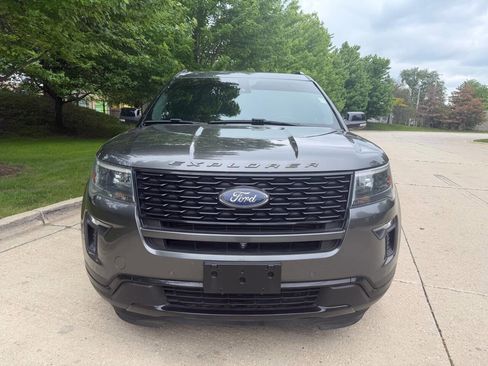 Used 2018 Ford Explorer Sport w/ Equipment Group 401A AWD/4WD image 2