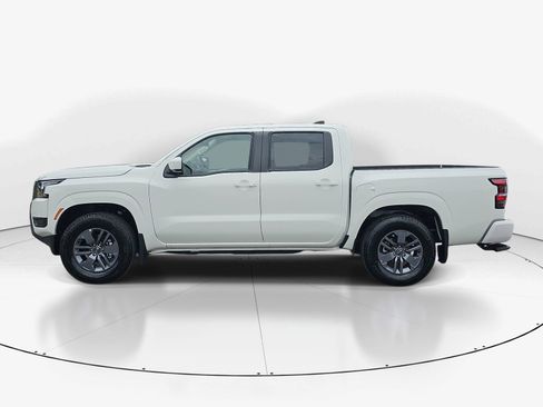 Used 2026 Nissan Frontier SV w/ Tow Package RWD image 7