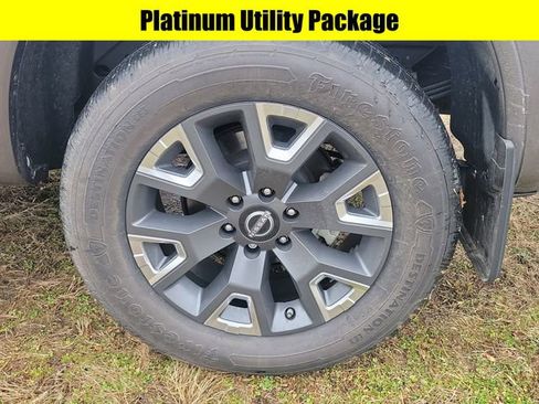 Used 2024 Nissan Titan Platinum Reserve w/ Moonroof Package image 7