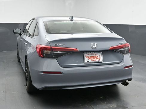 Used 2023 Honda Civic Sport image 6