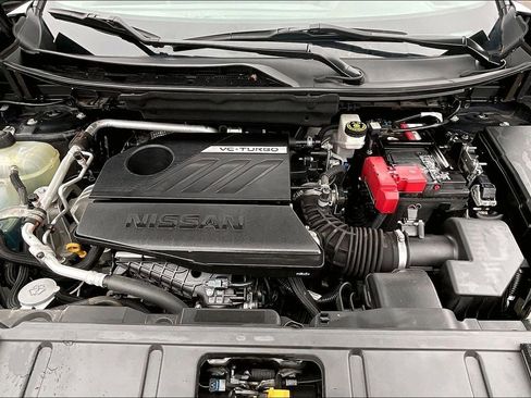 Used 2022 Nissan Rogue SV w/ SV Premium Package image 9