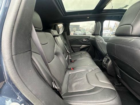 Used 2021 Jeep Cherokee Latitude Lux 80th Anniv w/ Quick Order Package 26U 80TH image 15