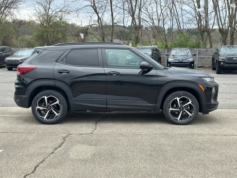 Used 2023 Chevrolet TrailBlazer RS w/ Sun and Liftgate Package image 8