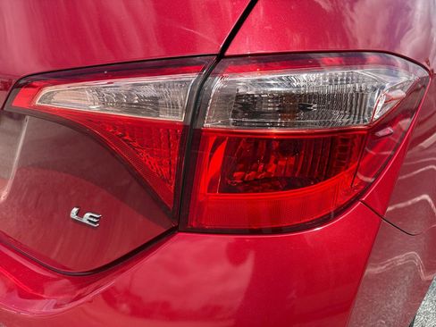 Used 2017 Toyota Corolla LE FWD image 48