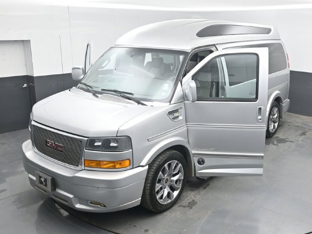 Used 2022 GMC Savana 2500 w/ Enhanced Convenience Package RWD image 60