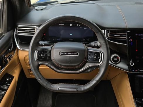 Used 2024 Jeep Grand Wagoneer Series III w/ Rear Seat Video Group 1 AWD/4WD image 23