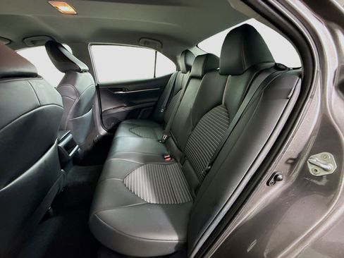 Used 2023 Toyota Camry SE image 25