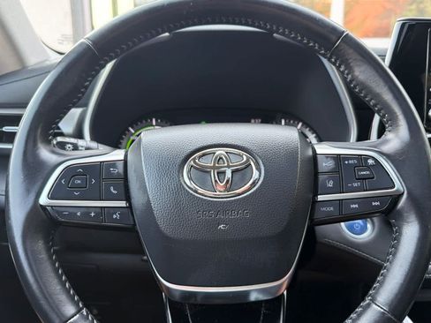 Used 2020 Toyota Highlander XLE AWD/4WD image 27
