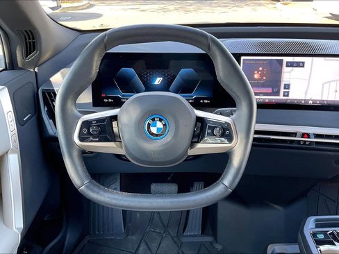 Used 2025 BMW iX xDrive50 w/ Convenience Package image 8