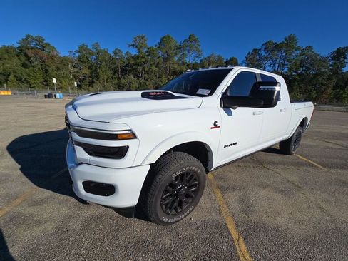 Used 2025 RAM 2500 Limited image 1