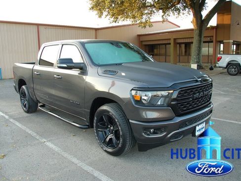 Used 2022 RAM 1500 Big Horn RWD image 7