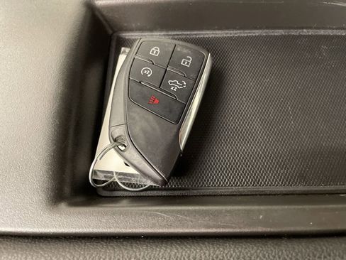 Used 2025 Chevrolet Silverado 1500 RST image 36