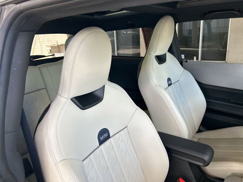 Used 2025 MINI Cooper S image 18