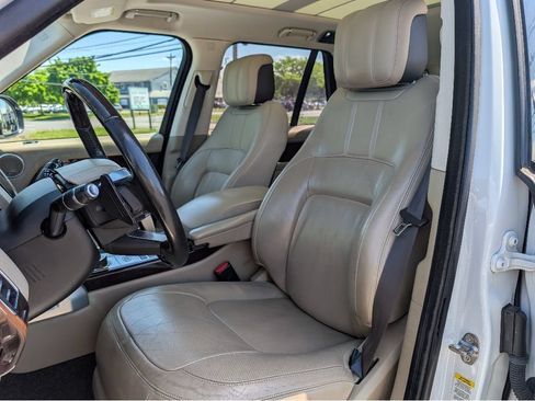 Used 2019 Land Rover Range Rover HSE AWD/4WD image 14
