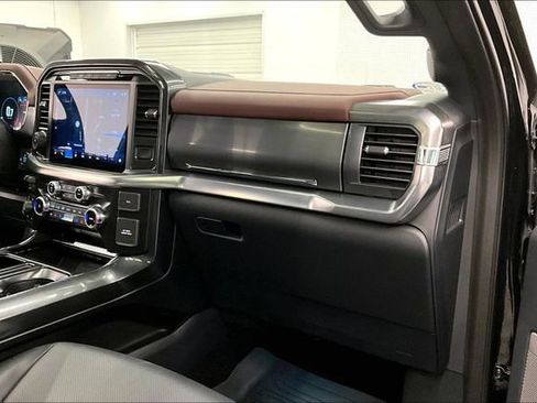 Used 2022 Ford F150 Lariat w/ Equipment Group 502A High image 16