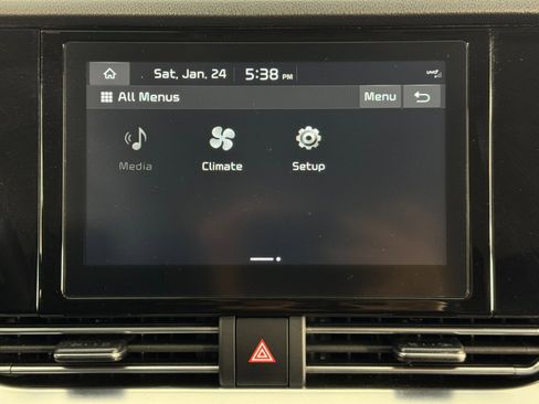 Used 2020 Kia Niro EX image 24