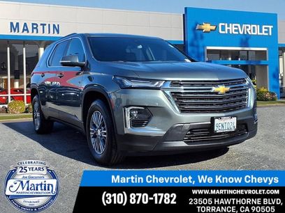 Used 2023 Chevrolet Traverse LT