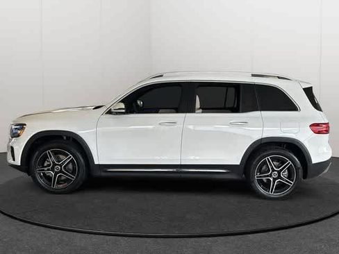 Used 2026 Mercedes-Benz GLB 250 4MATIC image 3