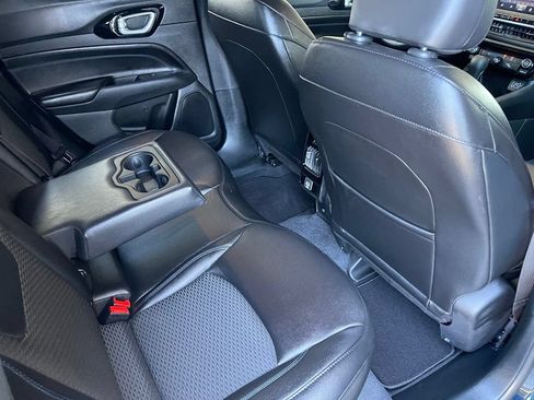 New 2026 Jeep Compass Latitude AWD/4WD image 16