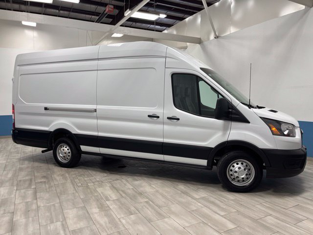Used 2025 Ford Transit 250 148 High Roof Extended AWD w/ Load Area Protection Package image 1