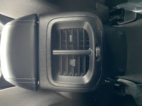 Used 2020 Jeep Cherokee Latitude image 23