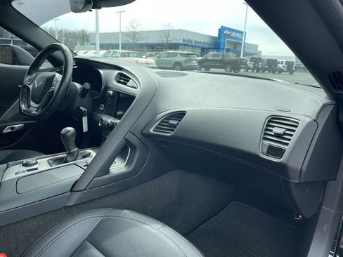 Used 2016 Chevrolet Corvette Stingray Coupe image 27