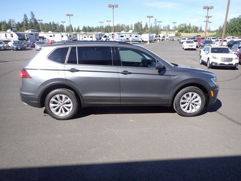 Used 2019 Volkswagen Tiguan S w/ 3rd Row Seat Package AWD/4WD image 6