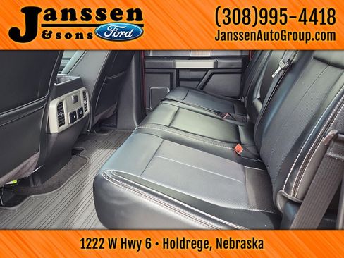 Used 2019 Ford F150 Lariat AWD/4WD image 17