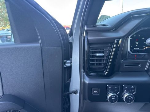 Used 2023 GMC Sierra 1500 AT4 w/ AT4 Preferred Package image 12