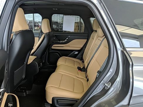 Certified 2021 Lincoln Corsair Reserve image 15