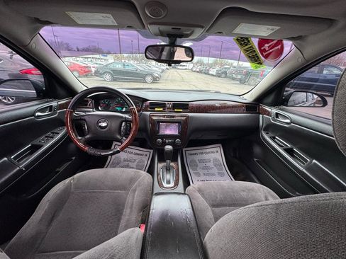 Used 2014 Chevrolet Impala LT w/ LT Sunroof Package image 15