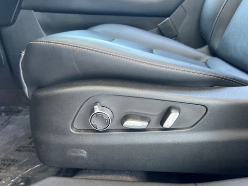 Used 2023 Cadillac XT4 Sport FWD image 13
