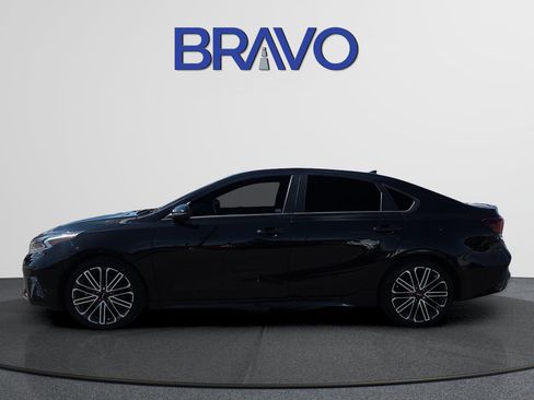 Used 2022 Kia Forte GT FWD image 2