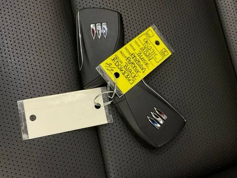 Used 2024 Buick Envision Avenir AWD/4WD image 47