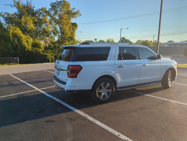 Used 2023 Ford Expedition Max Limited AWD/4WD image 9