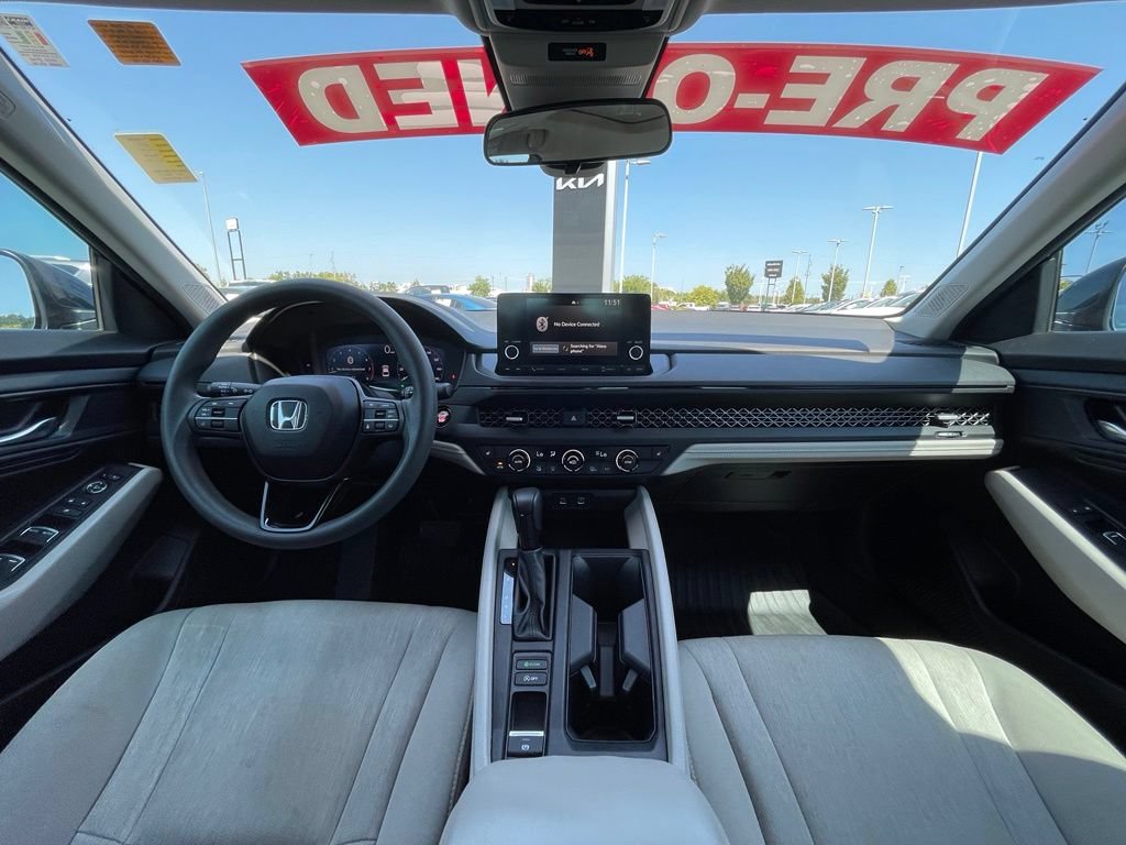 Used 2023 Honda Accord EX image 27