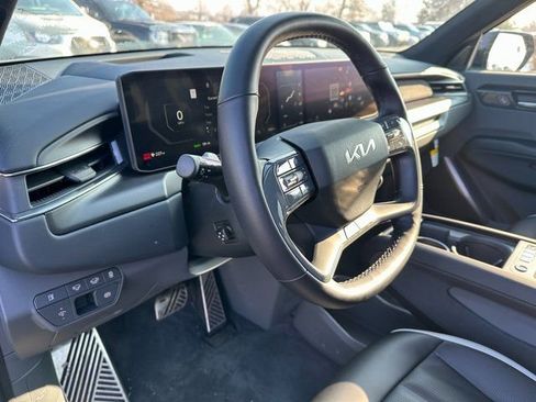 Used 2024 Kia EV9 GT-Line image 25