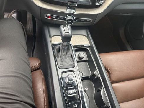 Used 2020 Volvo XC60 T5 Inscription w/ Protection Package Premier AWD/4WD image 15