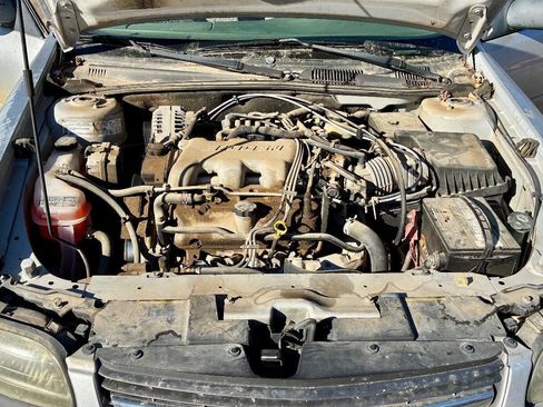 Used 2003 Chevrolet Malibu V6 w/ Preferred Equipment Group 1 image 20