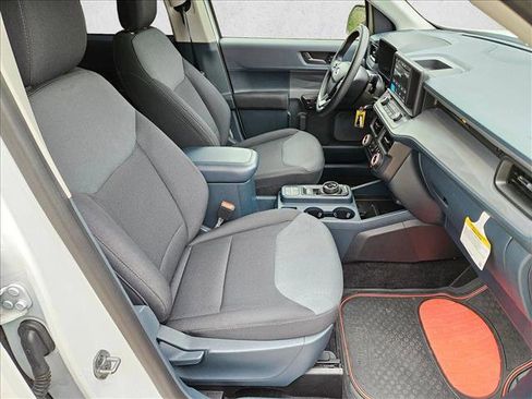 Used 2024 Ford Maverick XL FWD image 19