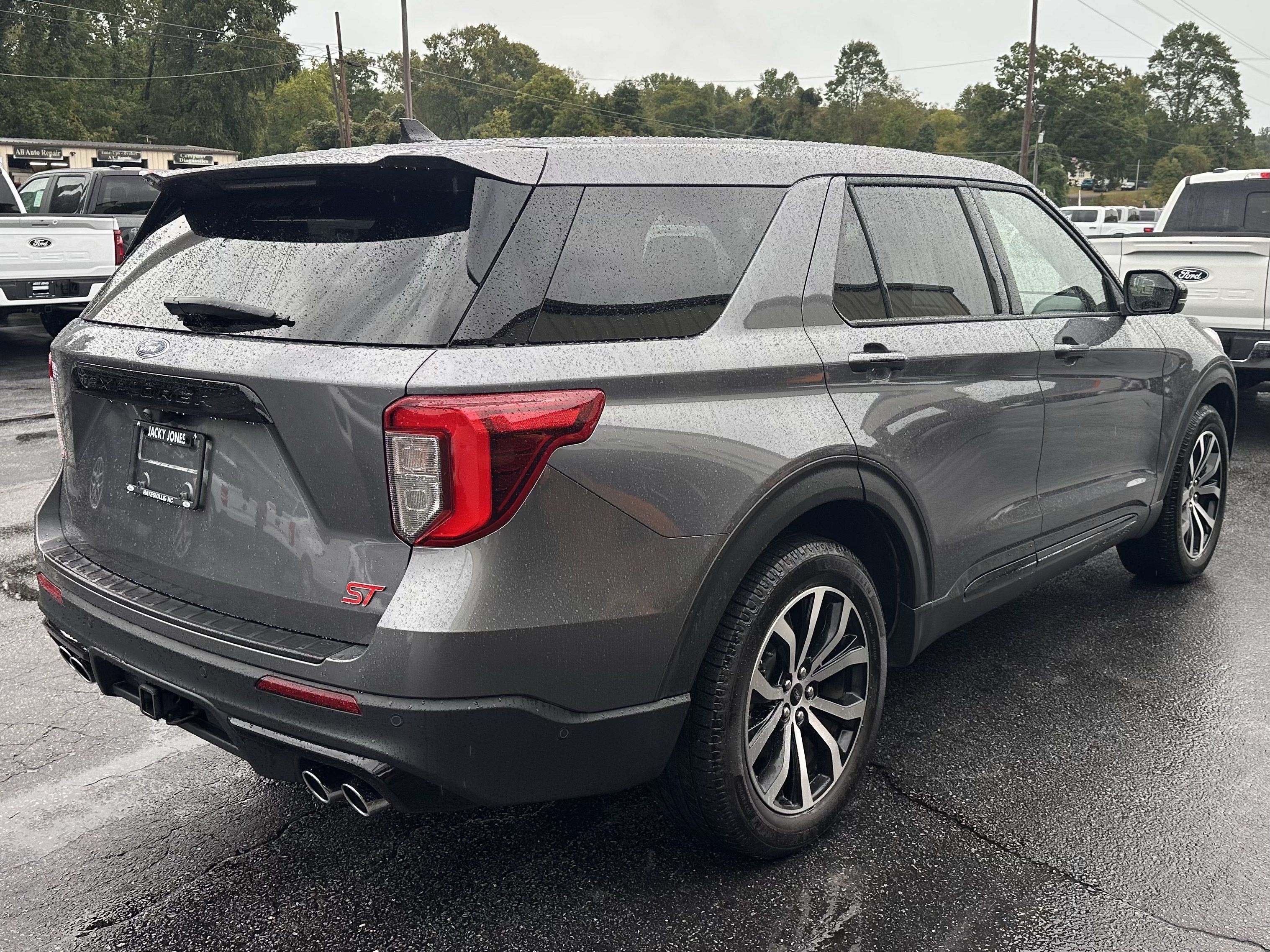 Used 2021 Ford Explorer ST w/ Equipment Group 401A AWD/4WD image 6