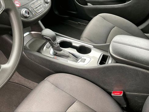 Used 2024 Chevrolet Malibu LT image 18