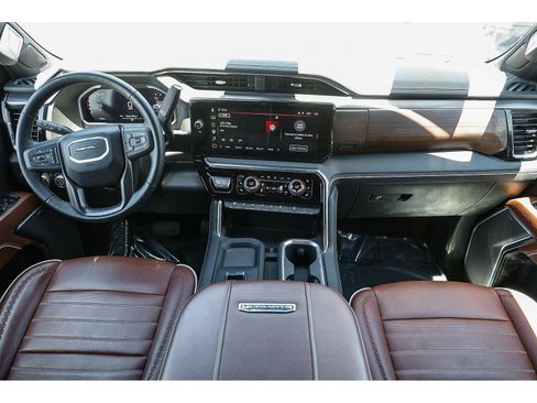 Used 2026 GMC Sierra 2500 Denali Ultimate AWD/4WD image 11