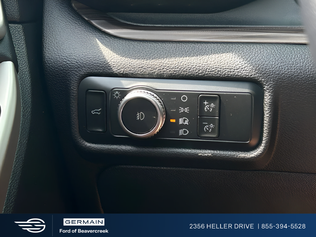 Used 2022 Ford Explorer Limited RWD image 17